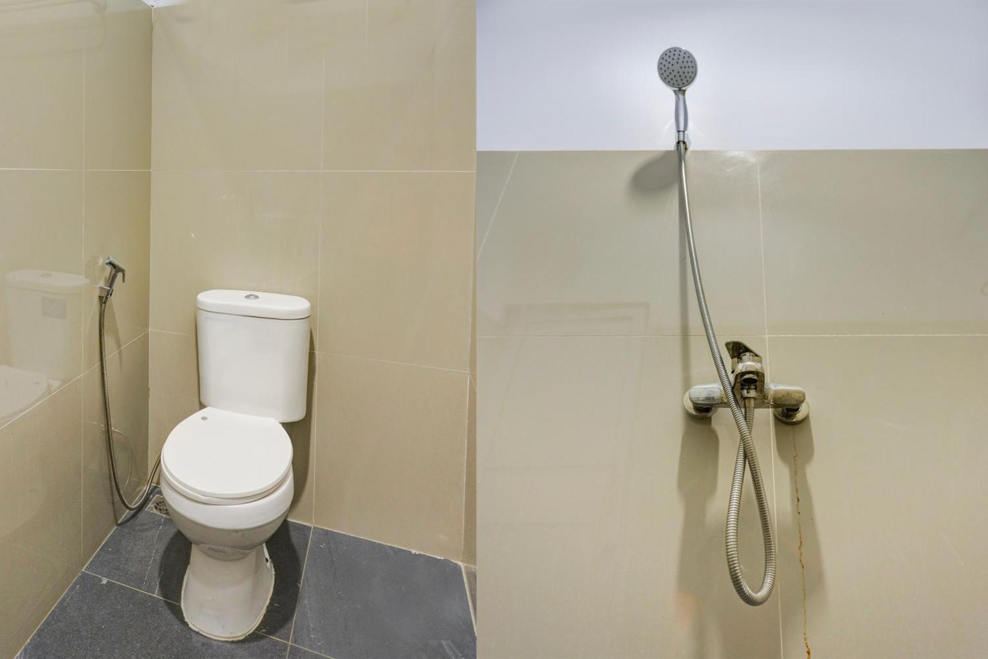Super Oyo Capital O 93076 Batam Backpacker Guesthouse 2 Pembunuh ภายนอก รูปภาพ