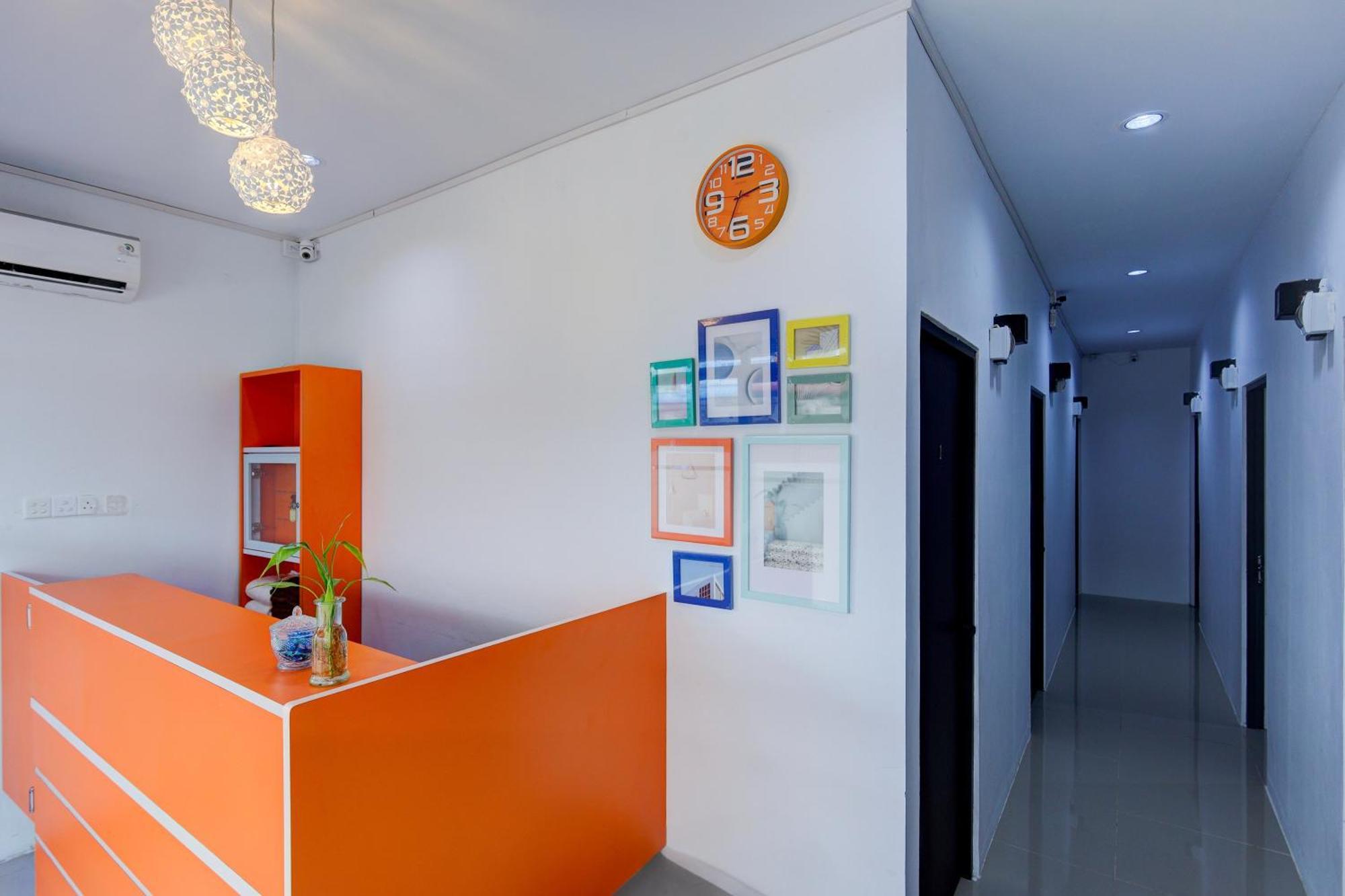 Super Oyo Capital O 93076 Batam Backpacker Guesthouse 2 Pembunuh ภายนอก รูปภาพ