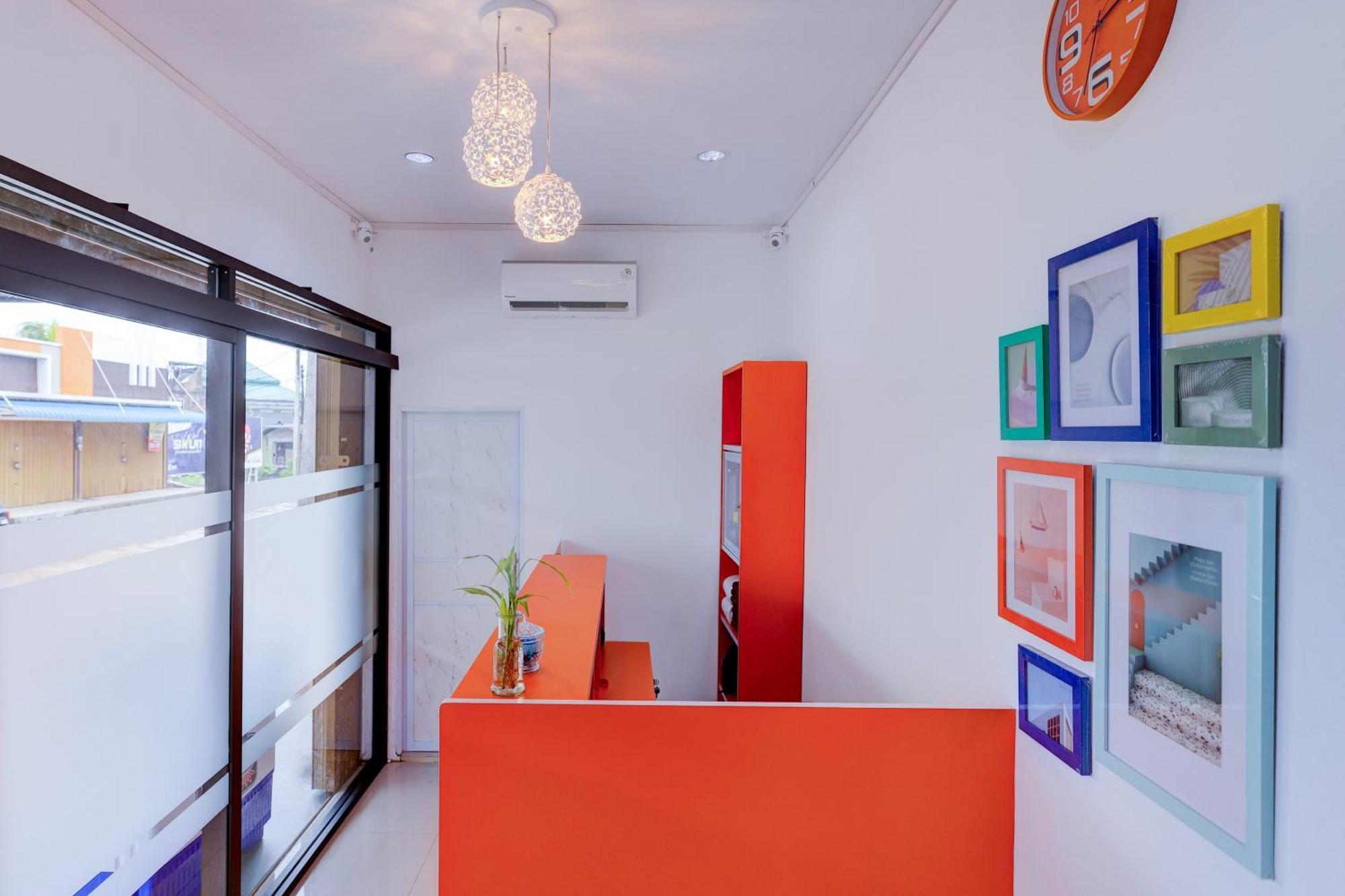 Super Oyo Capital O 93076 Batam Backpacker Guesthouse 2 Pembunuh ภายนอก รูปภาพ